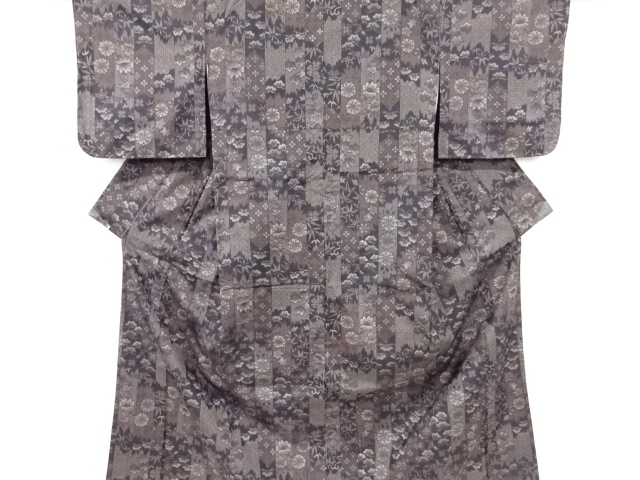 未使用品　変わり縞に草花模様織り出し西陣伝承紬着物